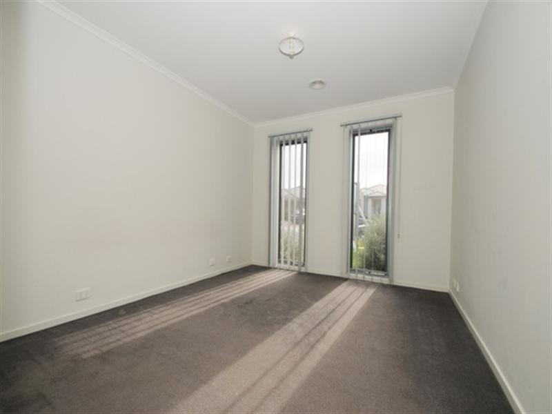 8 Hamish Drive, Tarneit VIC 3029