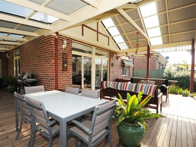 61 Lollipop Drive, Wyndham Vale VIC 3024