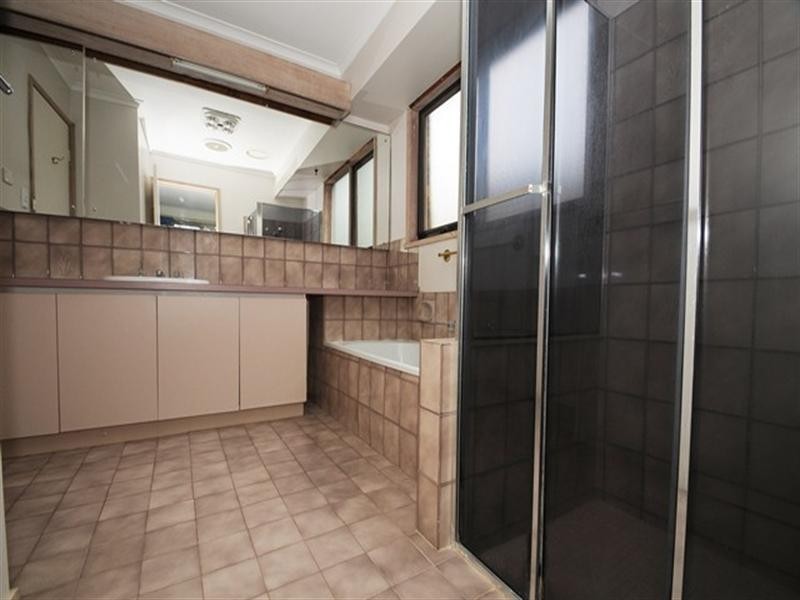 14 Vernon Court, Hoppers Crossing VIC 3029