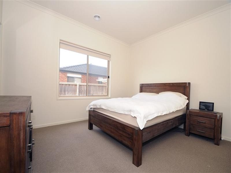 6 Narung Way, Wyndham Vale VIC 3024