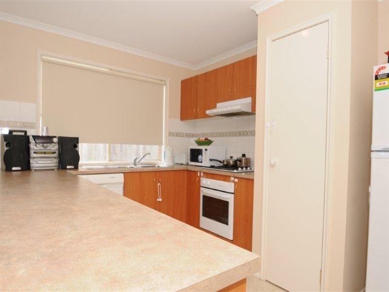 6 Flora Way, Tarneit VIC 3029