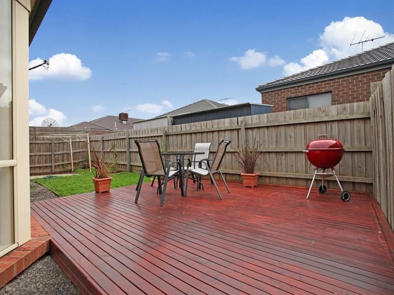 6 Flora Way, Tarneit VIC 3029