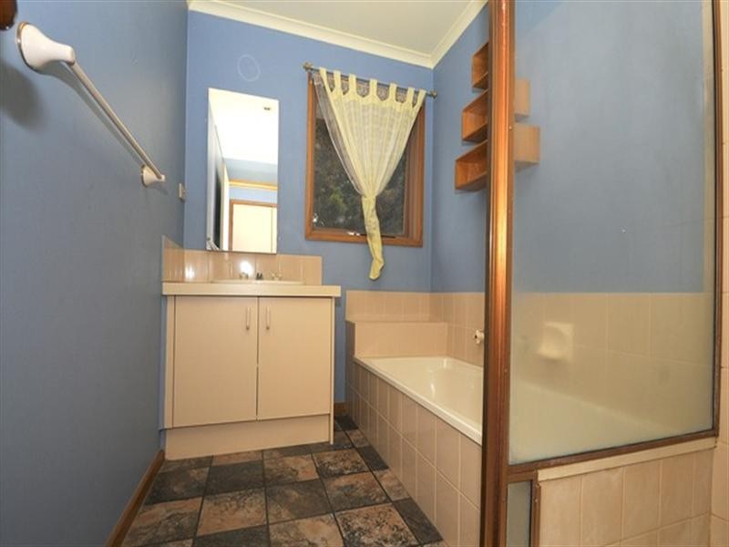 101 Silvereye Crescent, Werribee VIC 3030