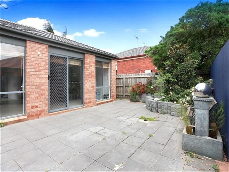 15 Fiona Court, Werribee VIC 3030