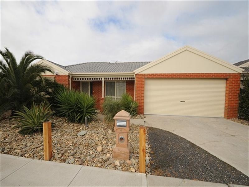 3 Charlotte Crescent, Wyndham Vale VIC 3024