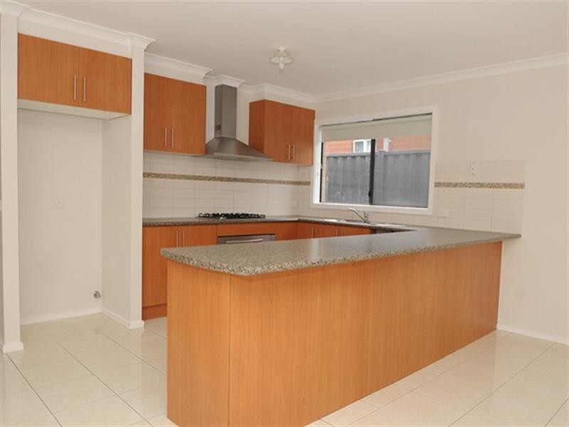 24 Rocky Gate Drive, Truganina VIC 3029