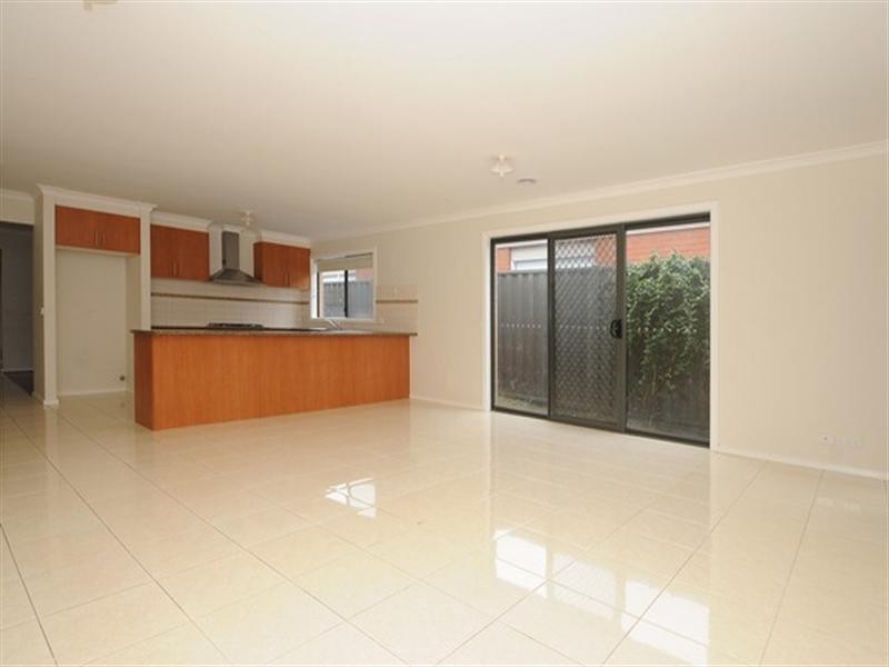 24 Rocky Gate Drive, Truganina VIC 3029