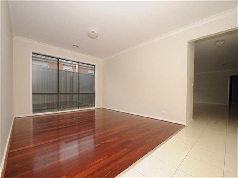 24 Rocky Gate Drive, Truganina VIC 3029