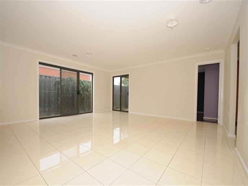 24 Rocky Gate Drive, Truganina VIC 3029