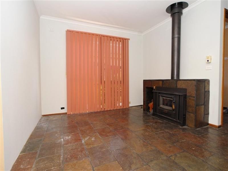 1 Whipbird Close, Werribee VIC 3030