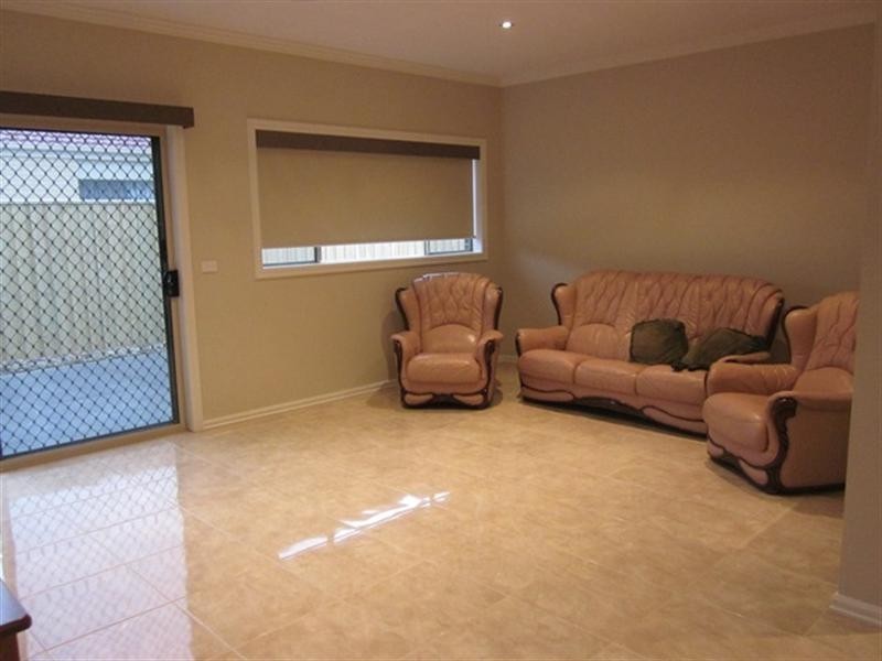 15 Dianella Street, Point Cook VIC 3030