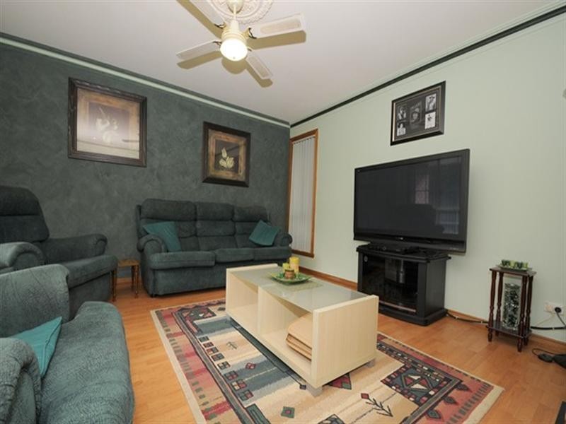 11 Honeysuckle Place, Hoppers Crossing VIC 3029