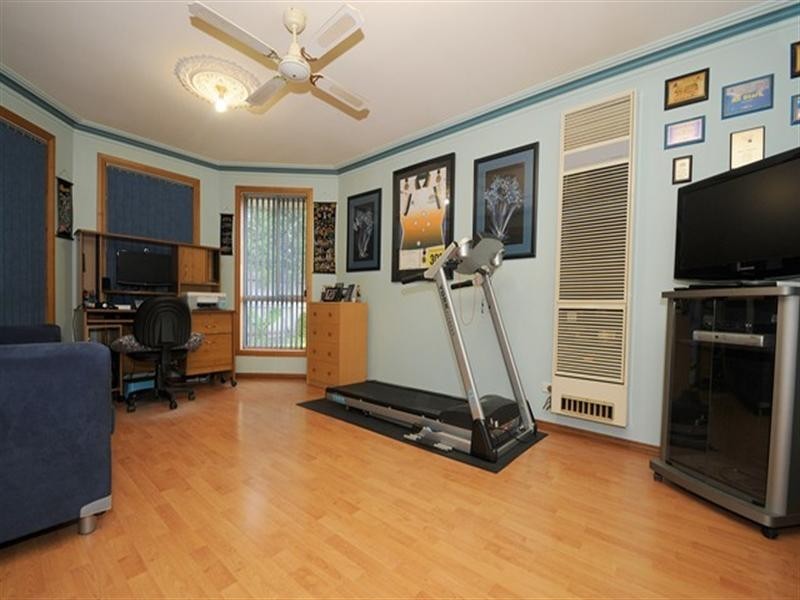 11 Honeysuckle Place, Hoppers Crossing VIC 3029