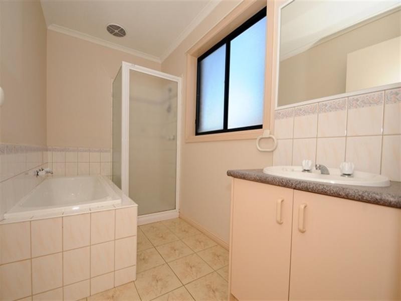 9 Quarrion Court, Hoppers Crossing VIC 3029