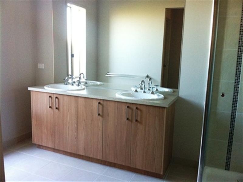 32 Grovedale Way, Wyndham Vale VIC 3024