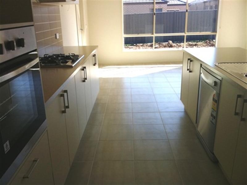 32 Grovedale Way, Wyndham Vale VIC 3024