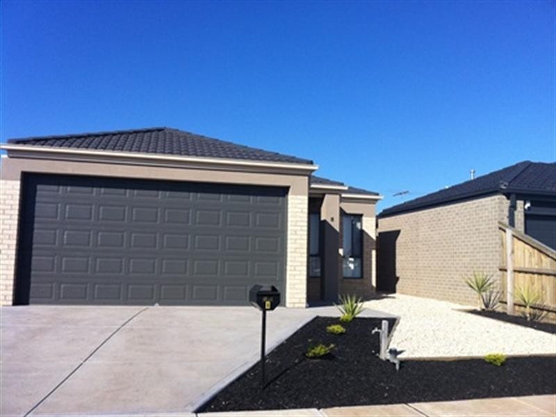 8 Sahara Way, Truganina VIC 3029