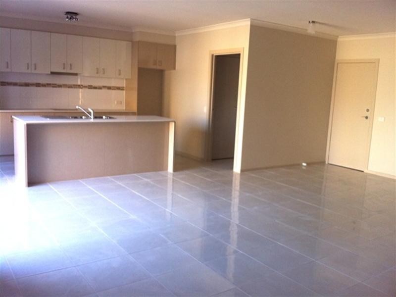 2/28 Ascot Street, Altona Meadows VIC 3028