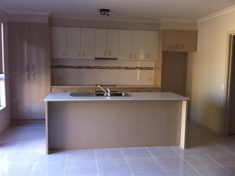 2/28 Ascot Street, Altona Meadows VIC 3028