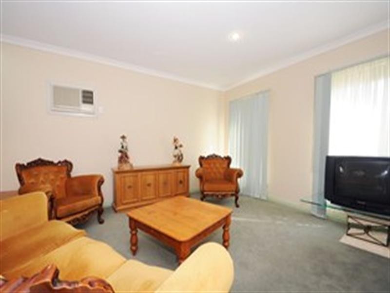 2 Davis Court, Altona Meadows VIC 3028