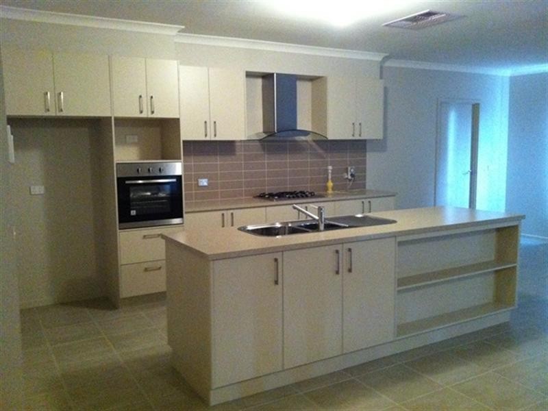 32 Grovedale Way, Wyndham Vale VIC 3024