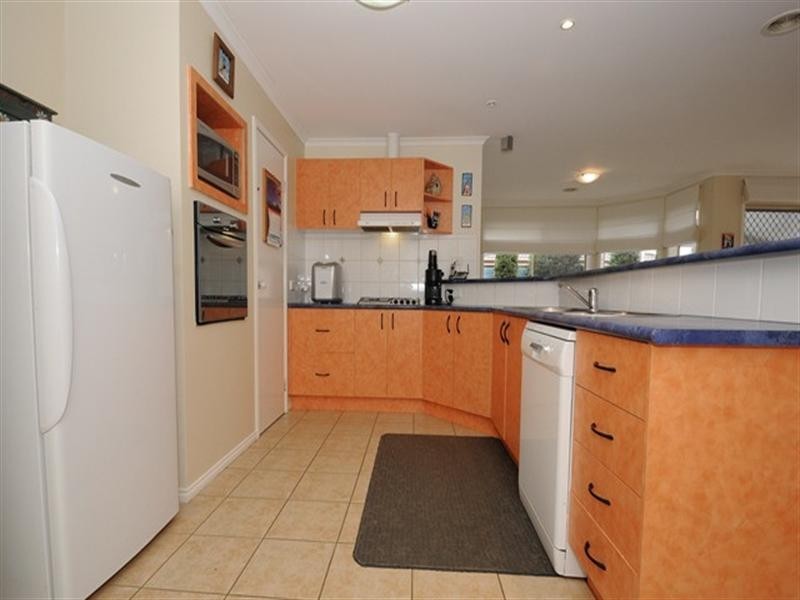9 Diamond Drive, Werribee VIC 3030
