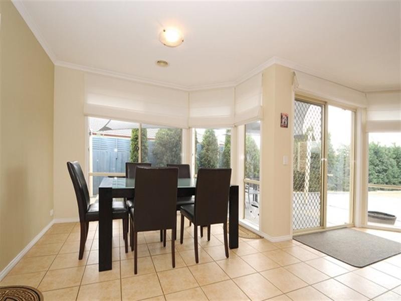 9 Diamond Drive, Werribee VIC 3030