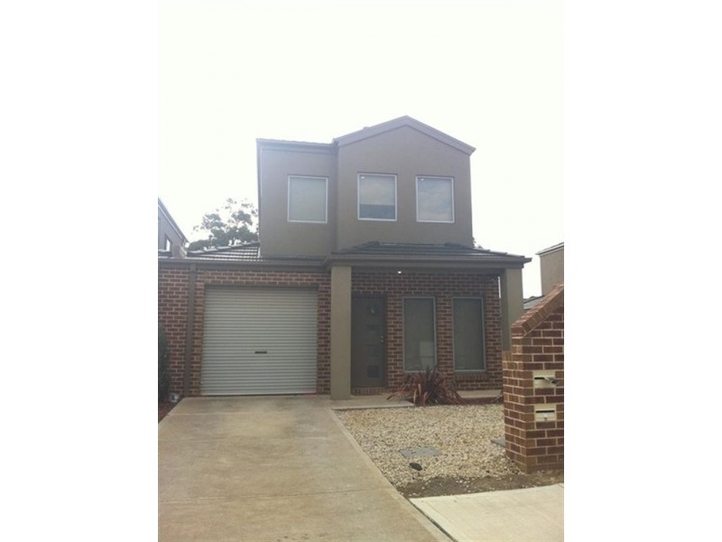 2/22-24 Stawell Street, Werribee VIC 3030