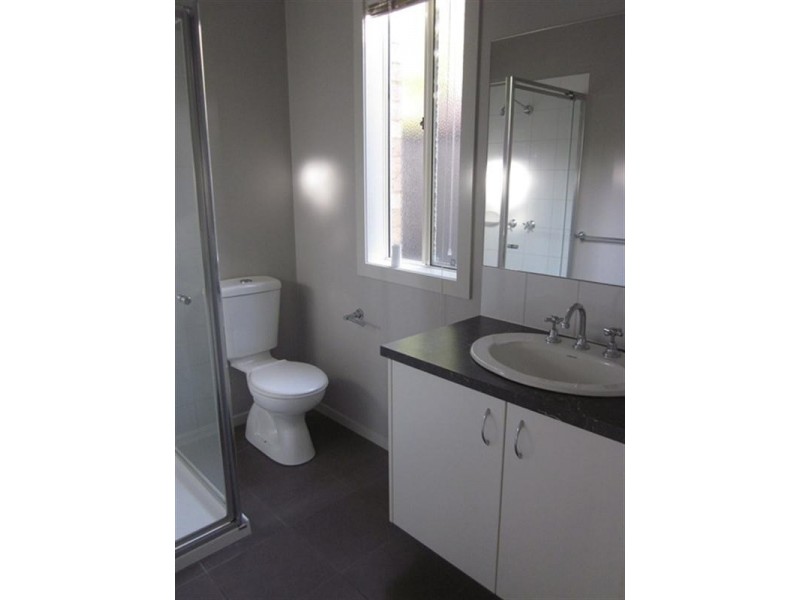 1 Coombes Court, Point Cook VIC 3030