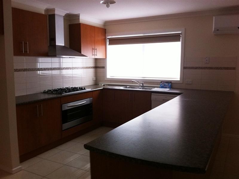 24 Rocky Gate Drive, Truganina VIC 3029