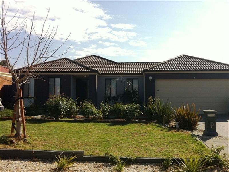 8 Permisson Place, Werribee VIC 3030