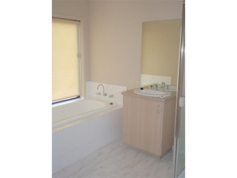 4 Jardine Street, Wyndham Vale VIC 3024