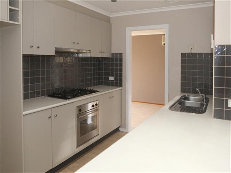 13 Strickland Avenue, Hoppers Crossing VIC 3029