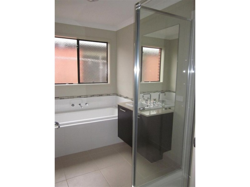 12 Lancewood Road, Wyndham Vale VIC 3024