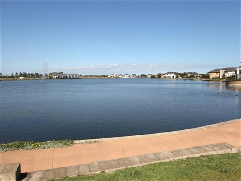 67 Sanctuary Lakes East Boulevard, Point Cook VIC 3030