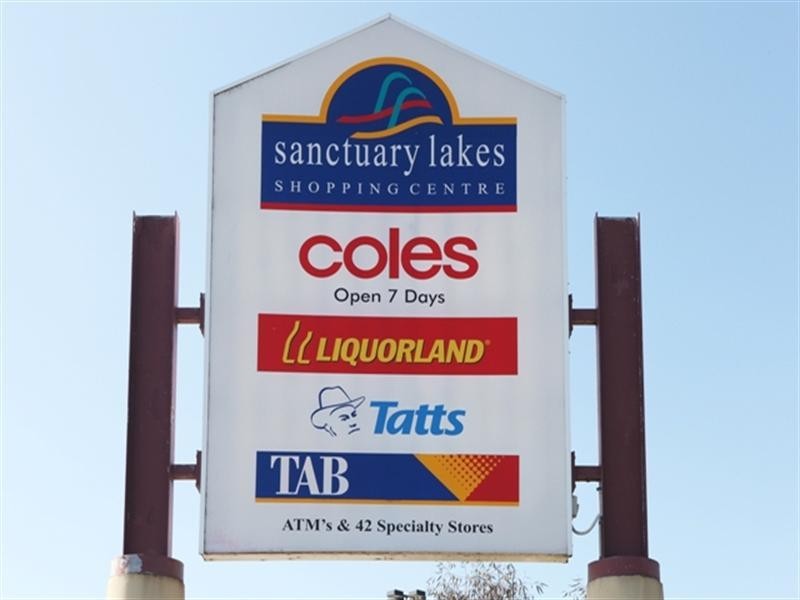67 Sanctuary Lakes East Boulevard, Point Cook VIC 3030