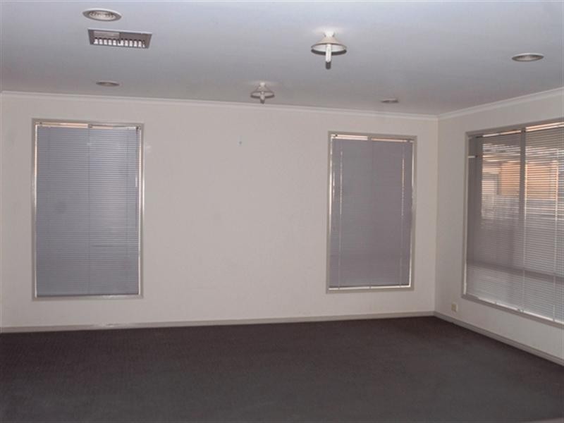 1 Ivy Close, Derrimut VIC 3030