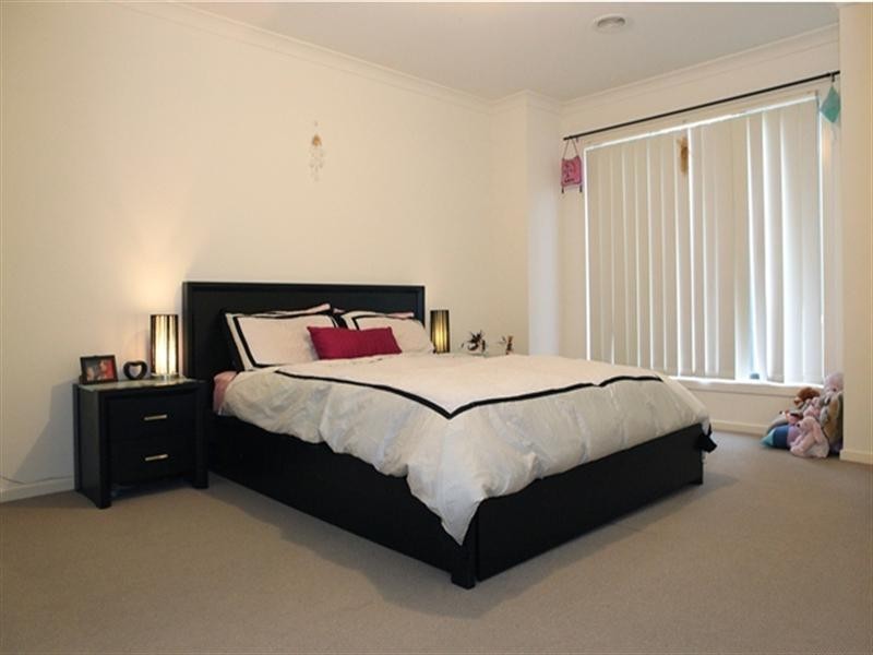 35 Circuit Drive, Truganina VIC 3029