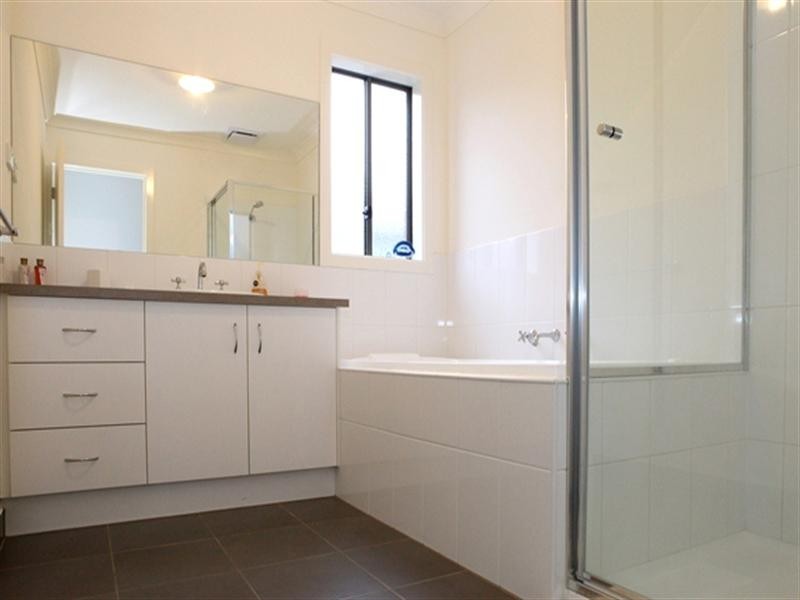 35 Circuit Drive, Truganina VIC 3029