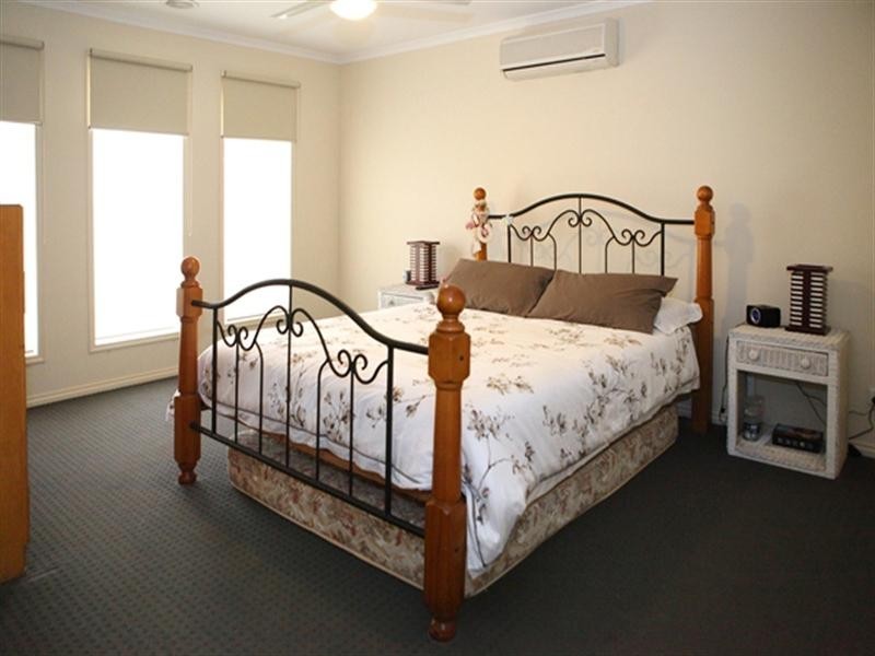 12 Broadwater Street, Wyndham Vale VIC 3024