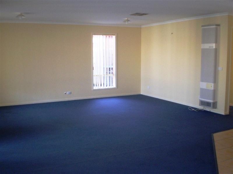 11 Carly Terrace, Werribee VIC 3030