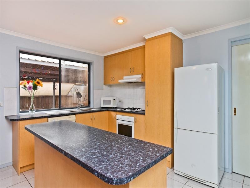 32 Ashton Crescent, Hoppers Crossing VIC 3029