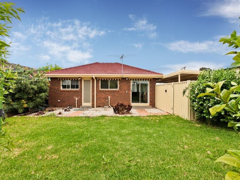 125 Cambridge Crescent, Werribee VIC 3030