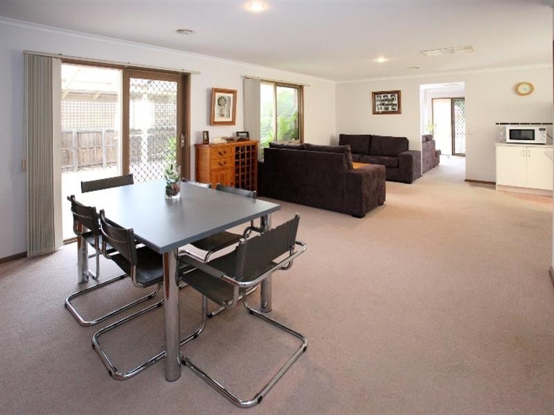 6 Sandleford Way, Hoppers Crossing VIC 3029