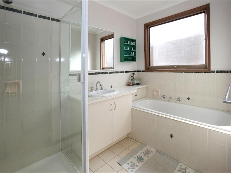 6 Sandleford Way, Hoppers Crossing VIC 3029