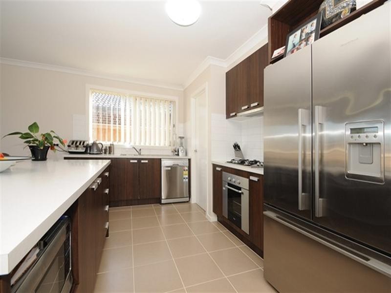 8 Isabella Way, Tarneit VIC 3029