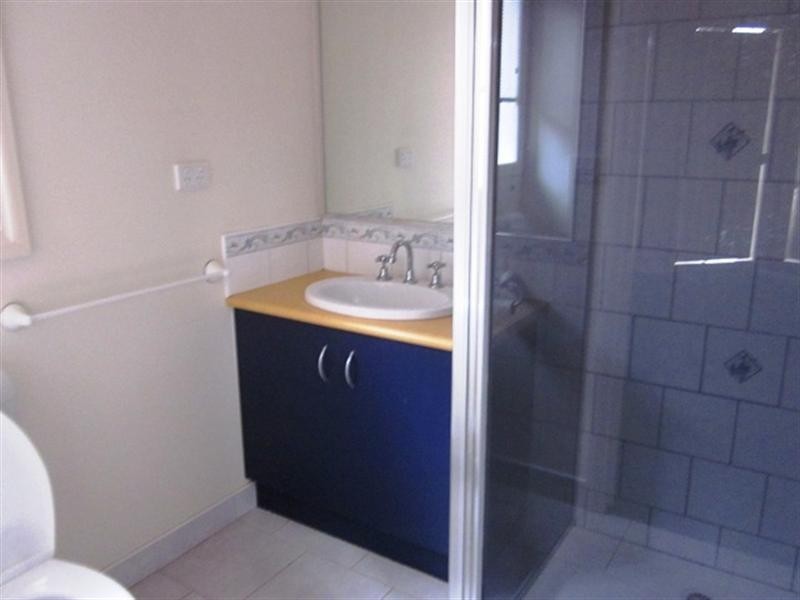 9 Shakespeare Grove, Truganina VIC 3029