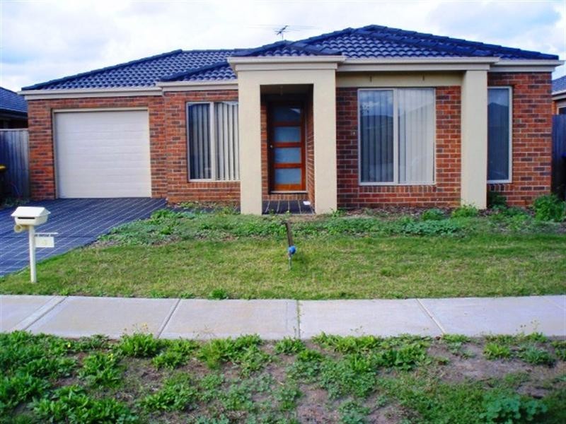 4 Poa Link, Wyndham Vale VIC 3024