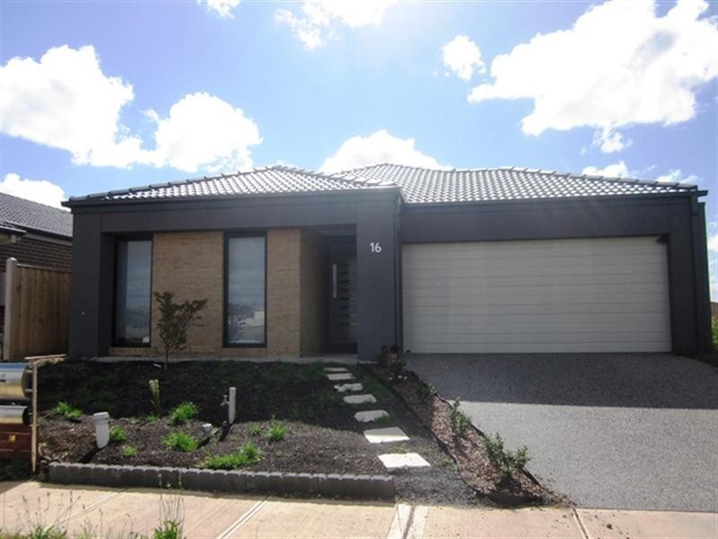 16 Mannikins Way, Williams Landing VIC 3027