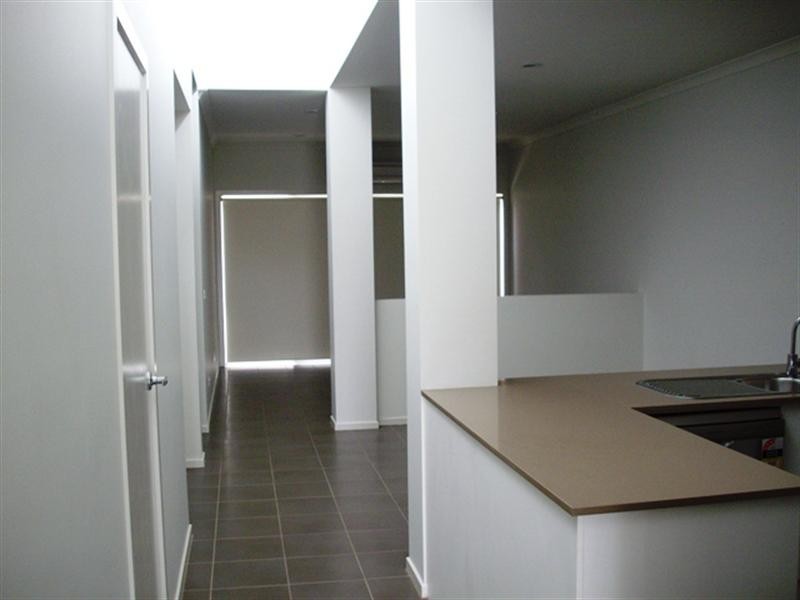 32 Delaney Boulevard, Williams Landing VIC 3027